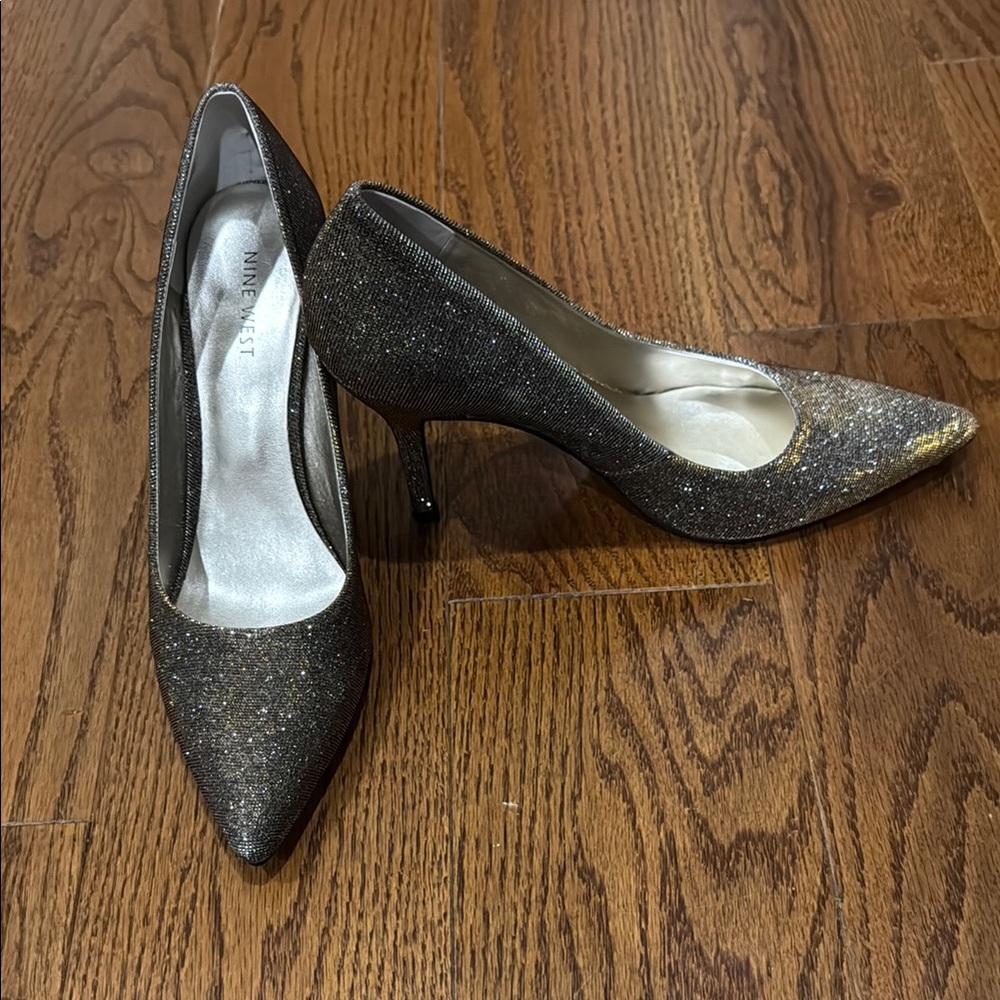 Nine West Silver Glitter Women's Heels